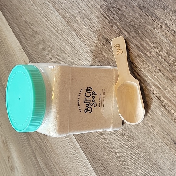 Buff City Other New Buff City Laundry Soap Aloe And Clover Comes